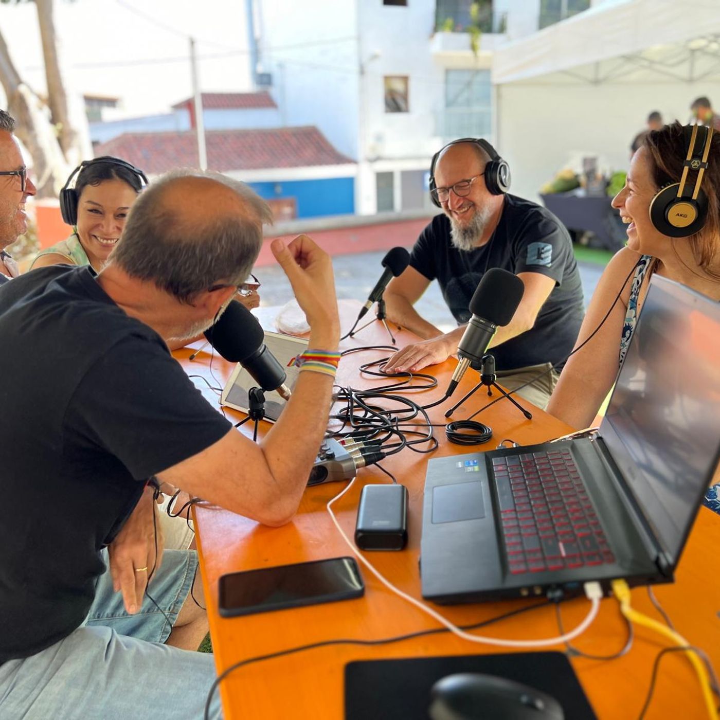 El Mercadillo con Enrique H.