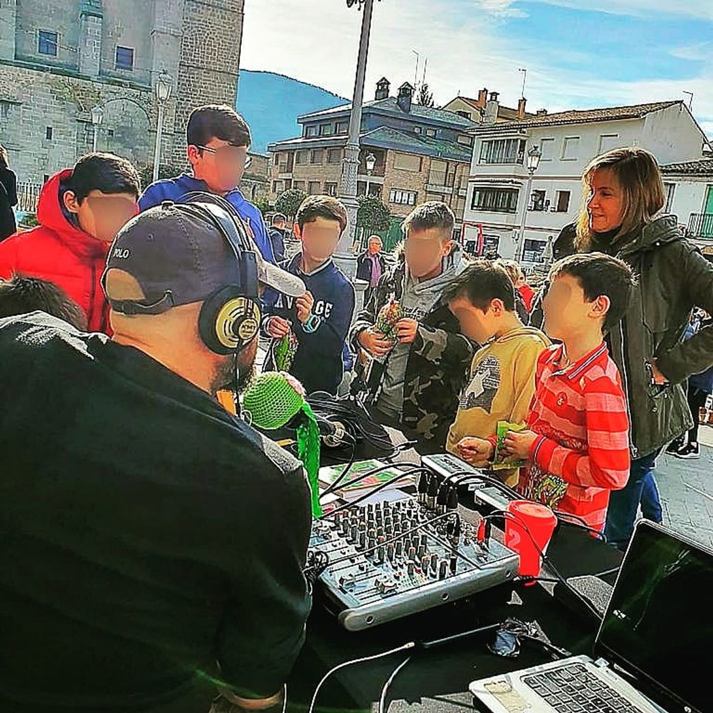 Onda El Espinar 107.5 fm\'s show
