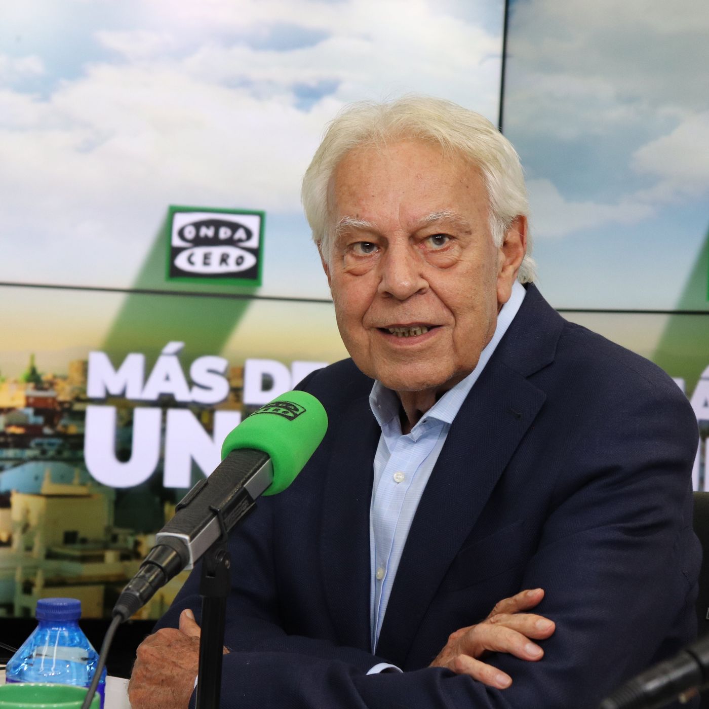 cover of episode Felipe González ve la ley de amnistía como "un acto de corrupción política" y amenaza con no votar al PSOE por defenderla