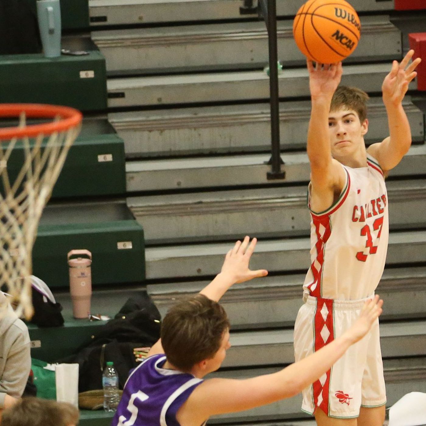 New La Salle-Peru boys basketball coach Glenn Hall pleased with summer progress episode artwork