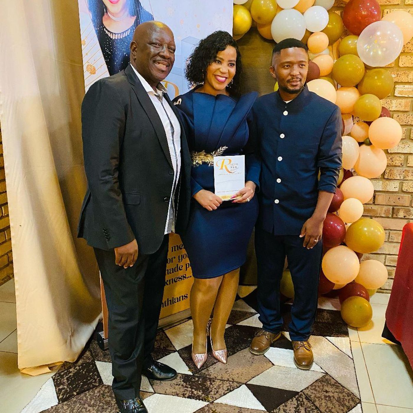 Anagkazo - Pastor Ntsikelelo Nkonka Welc