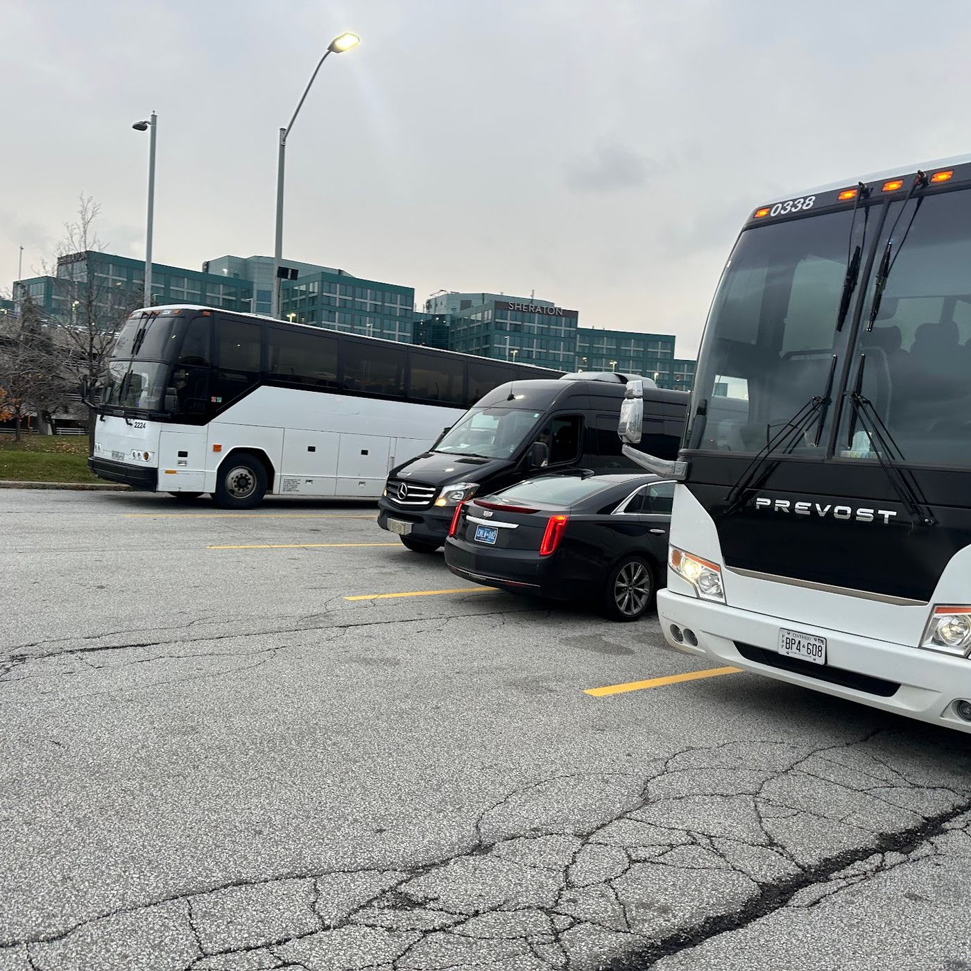 Charter Bus Toronto | Toronto Coach & Bus Charter | +1 866-549-2725
