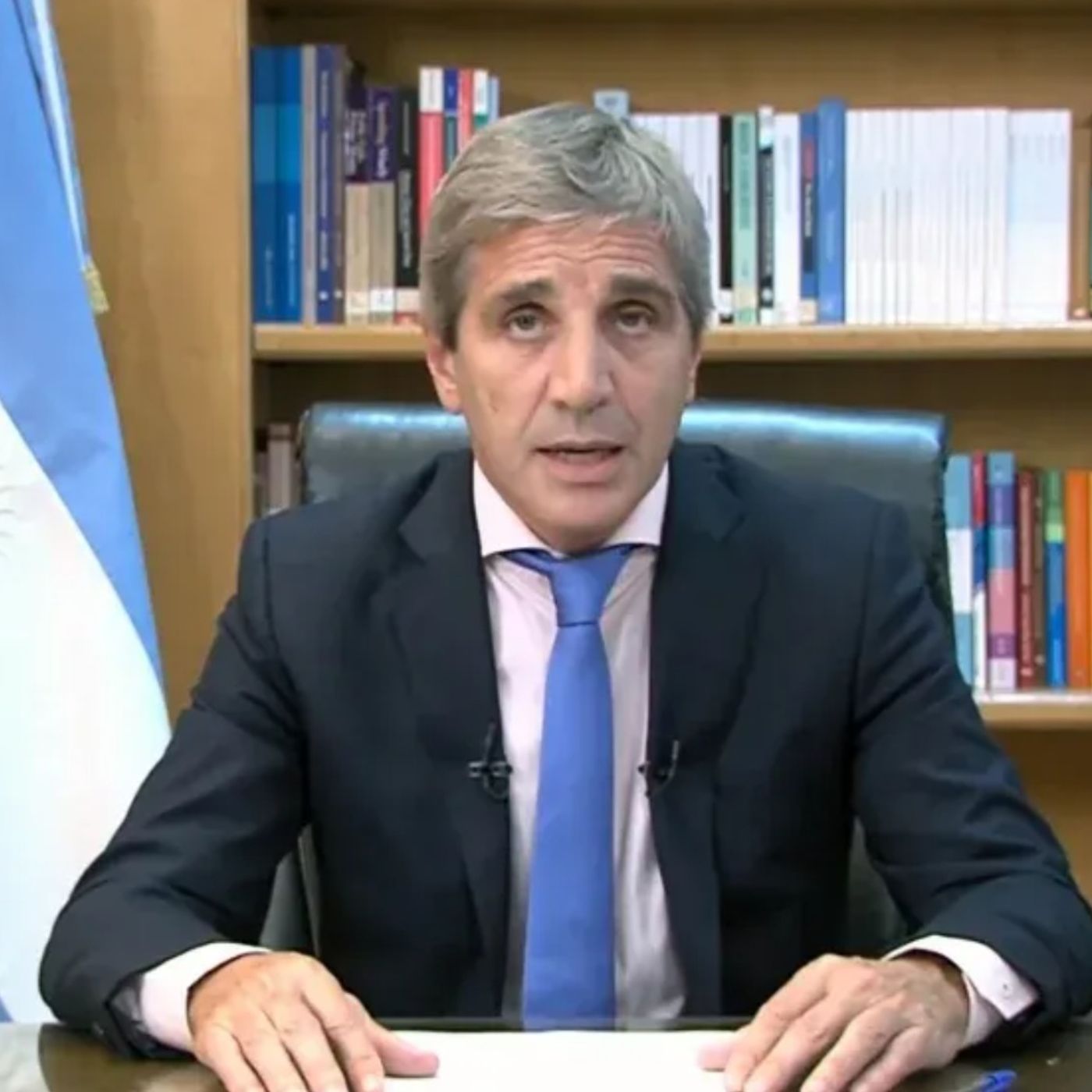 14 - Luis Caputo anuncia sus primeras medidas como ministro de Economía del gobierno de Javier Milei episode artwork