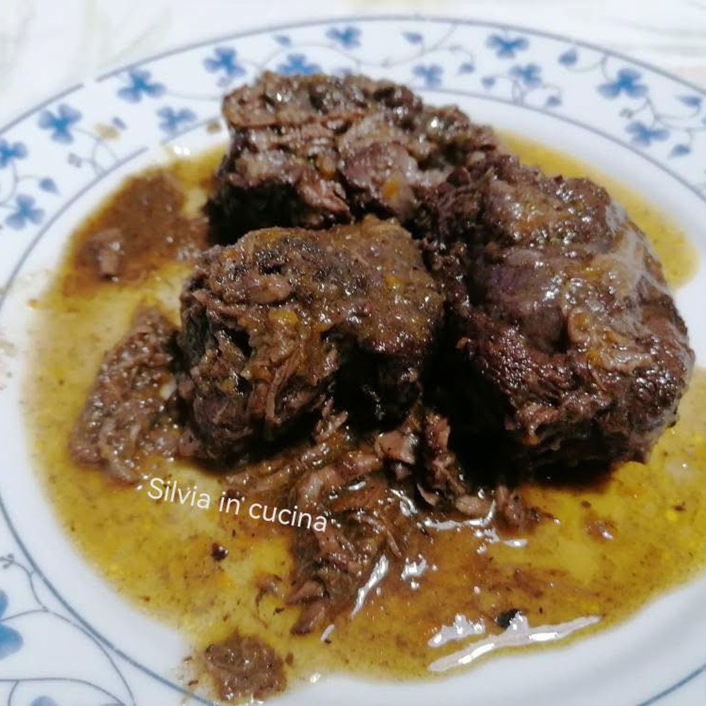 Brasato di manzo al vino rosso – Ricetta tradizionale piemontese episode artwork