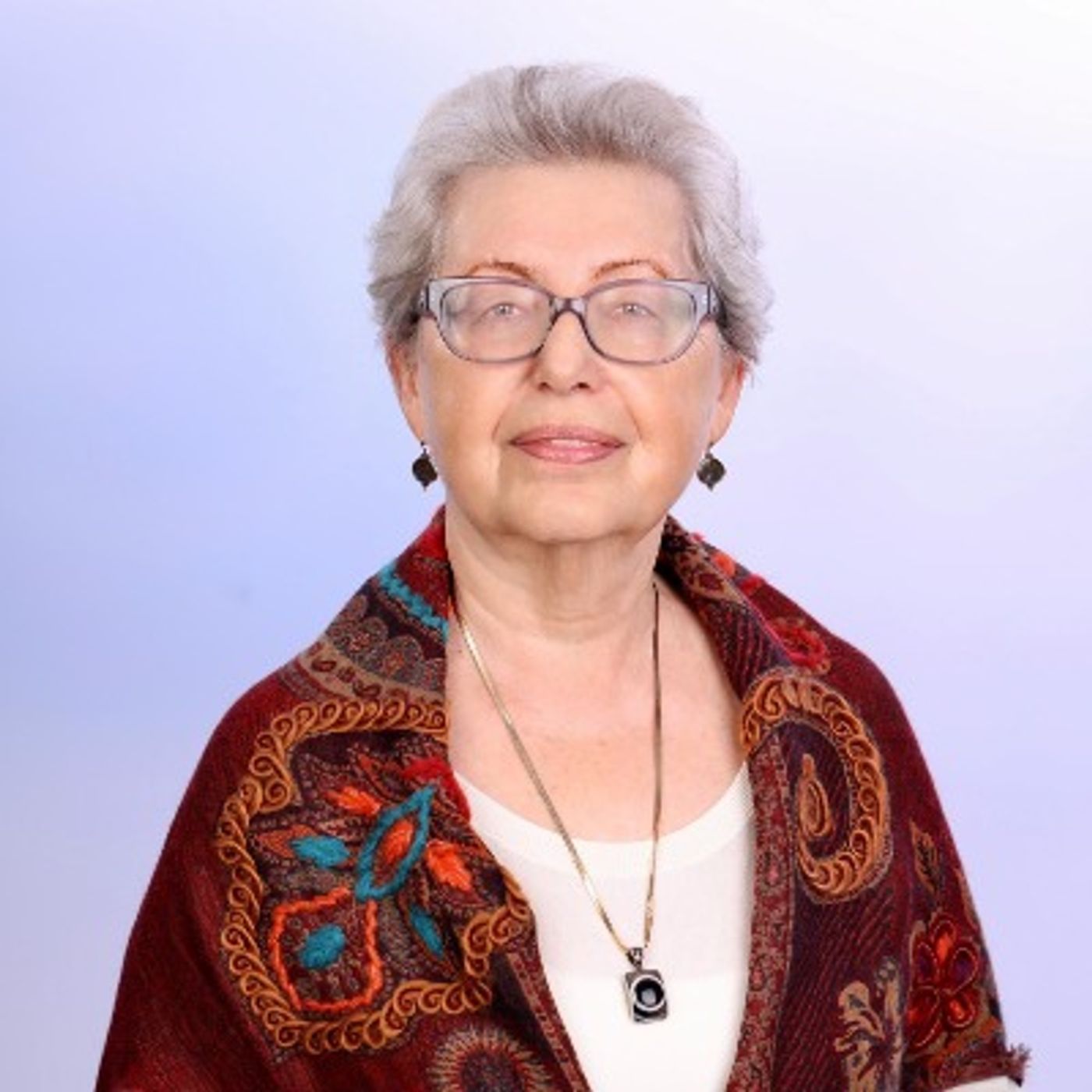 Interview with Miriam Divinsky, Ph.D. Author of “Playing The Game Of Life And Business To Win-the Search For Truth And Enlightenment”