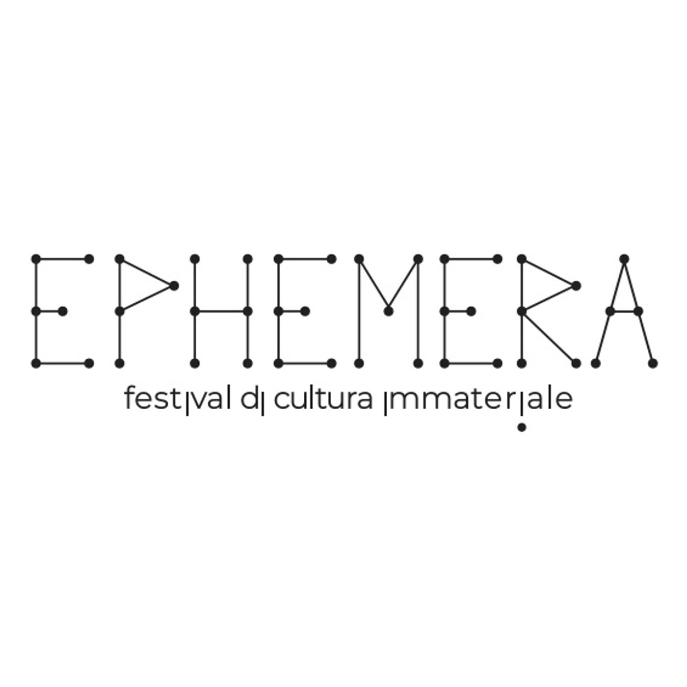 Ephemera in cuffia