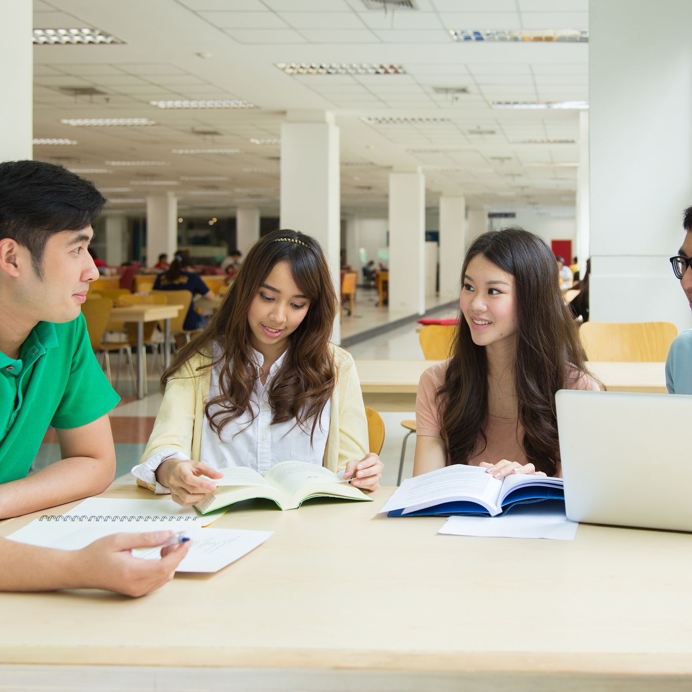 Chinese students and English names (student takeover)