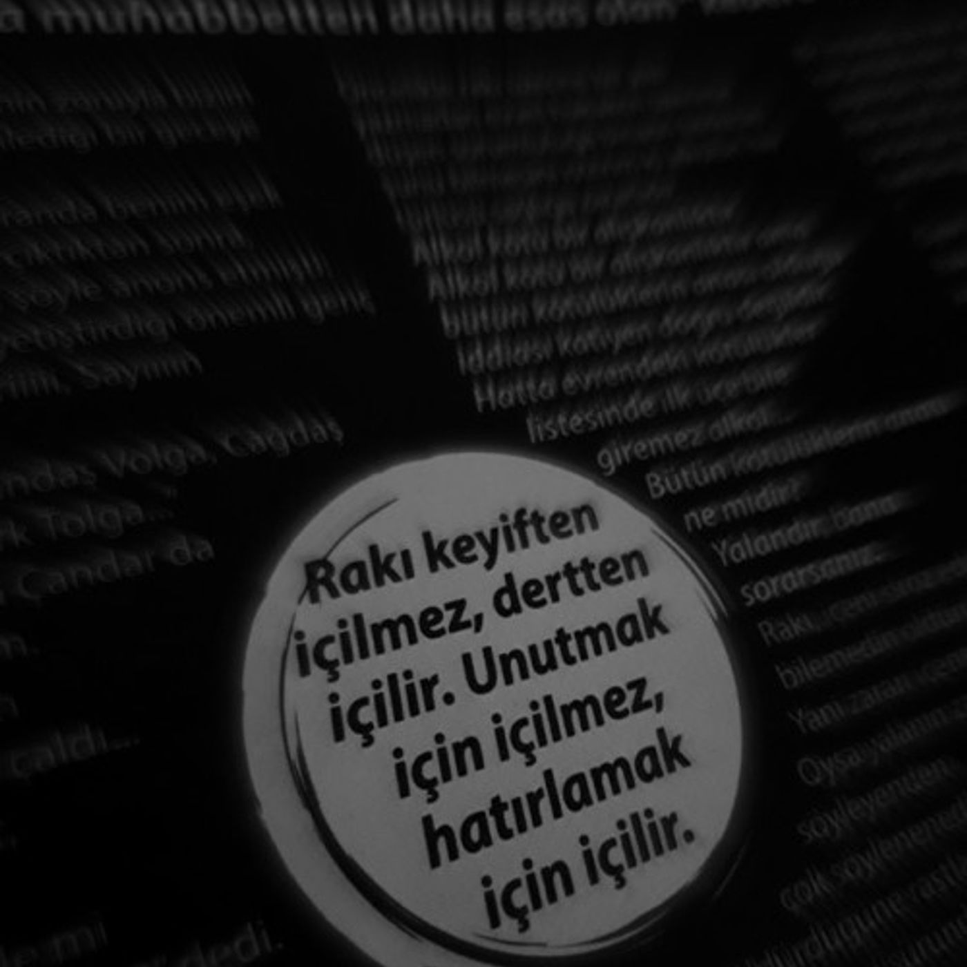 başkasıyla gülüyor be