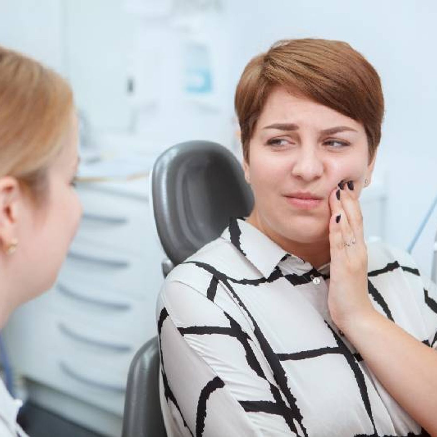 Top Pros and Cons of a Root Canal Treatment and Why You Should Always Opt for One episode artwork