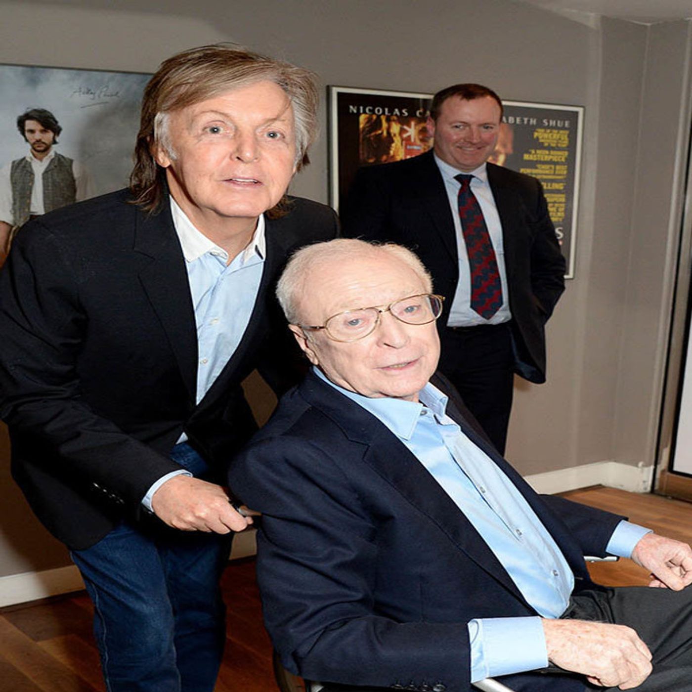 El Club de los Beatles: Paul junto a Sir Michael Caine episode artwork