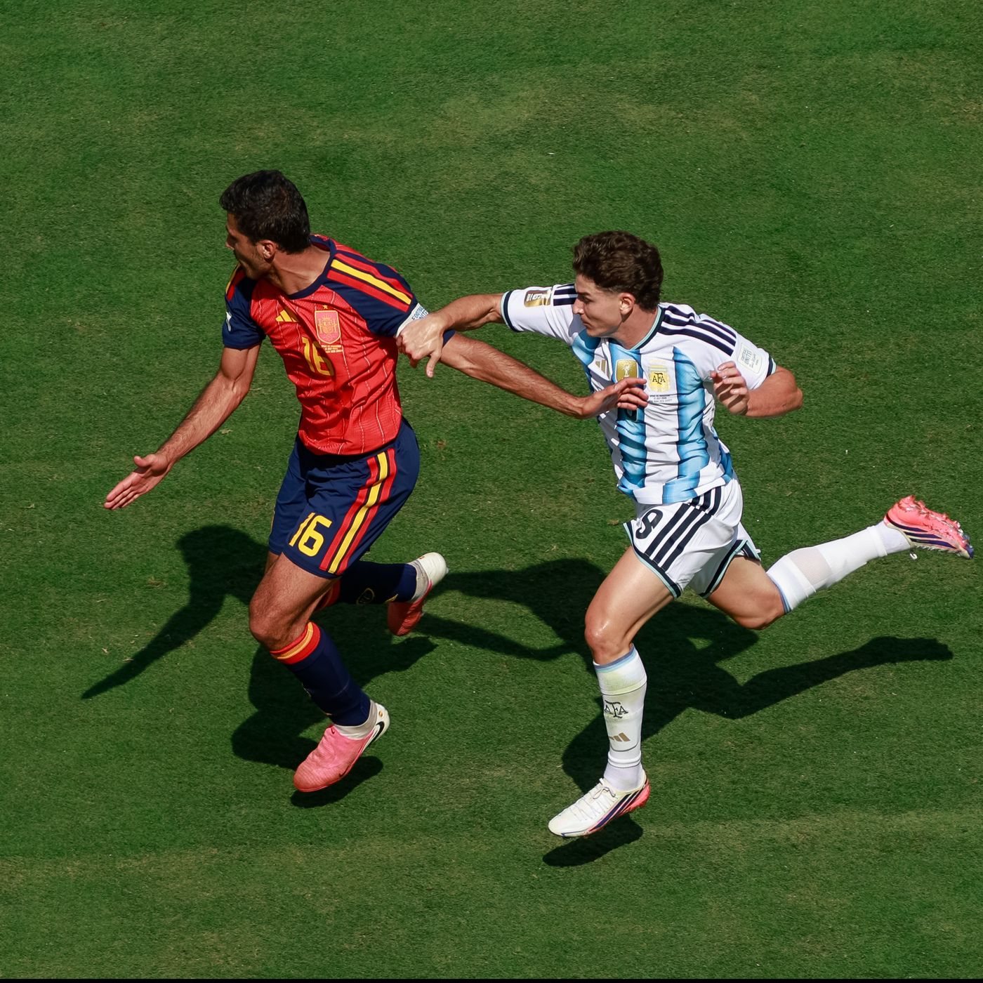 El Sanedrín | Pablo Pinto: "Si finalmente se concreta el fichaje de Rodri, descarto al 200 % que el Barça vaya a fichar también a Julián Álv episode artwork