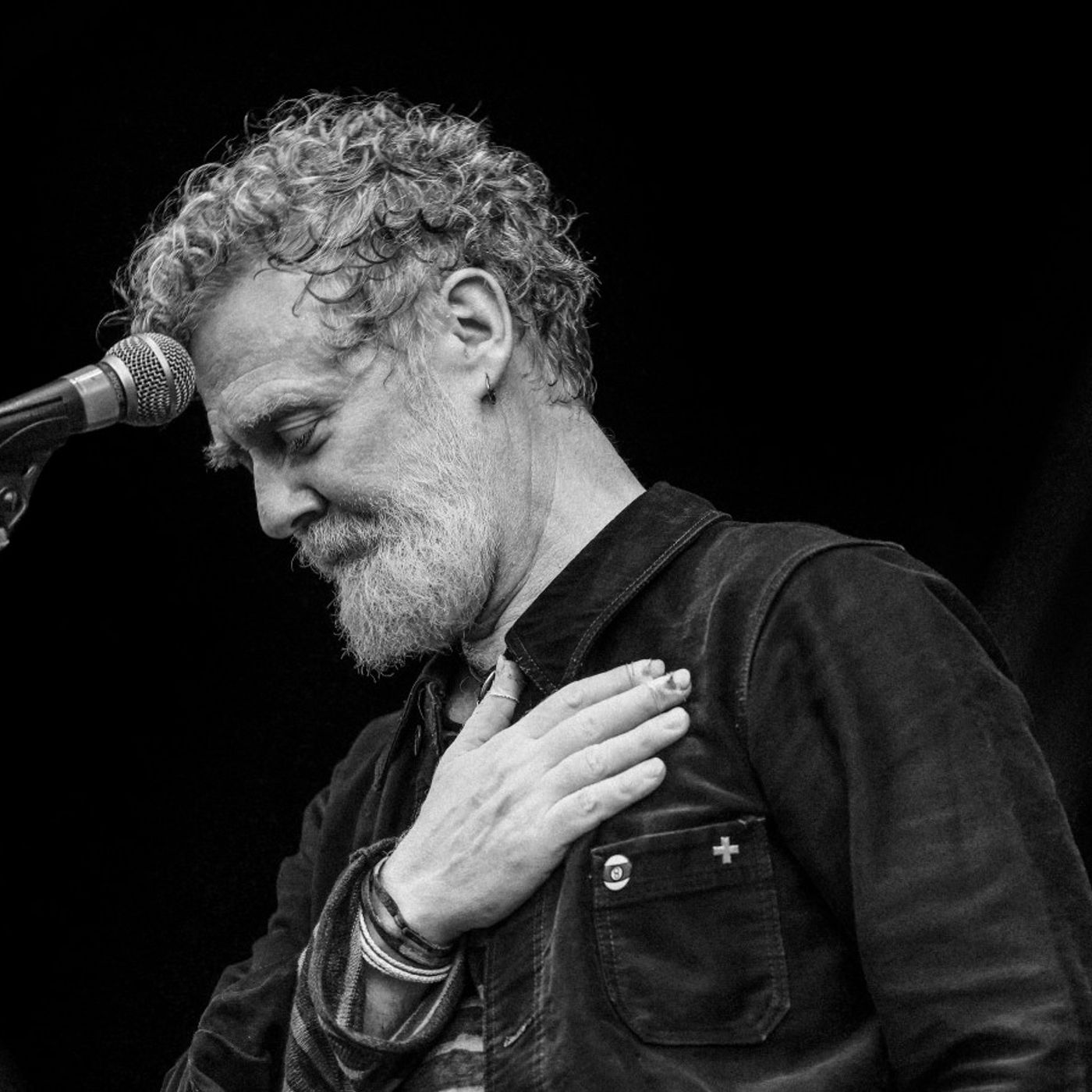 Glen Hansard: Family Announces Memorial Arrangements, Public Funeral