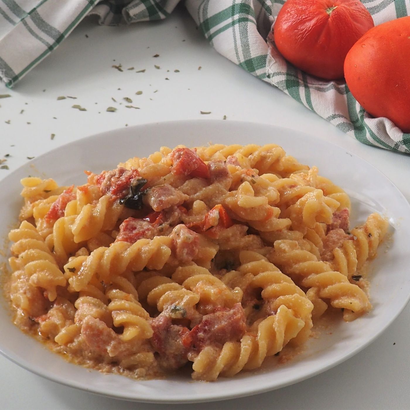 Fusilli pomodorini, pancetta e ricotta episode artwork