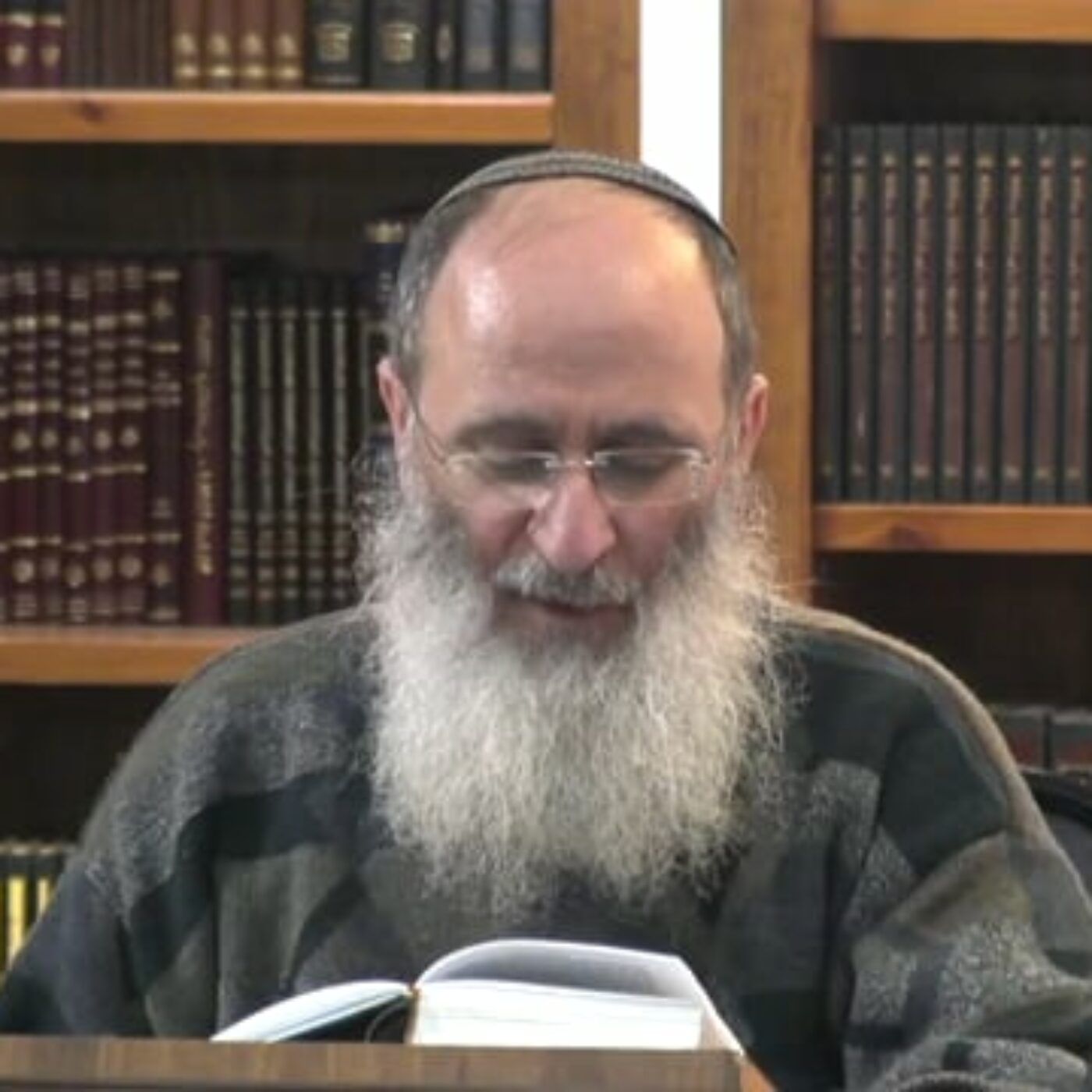 "וישב יעקב" – תמצית הציפייה המשיחית | הרב אורי עמוס שרקי episode artwork