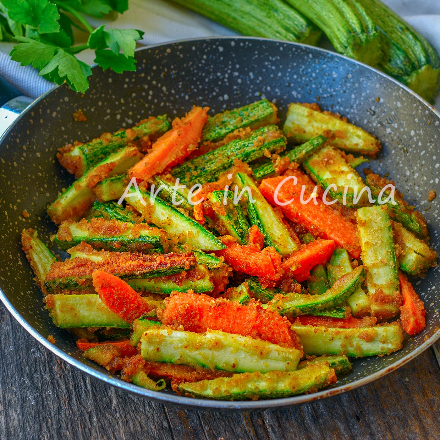 Zucchine e carote sabbiose in padella