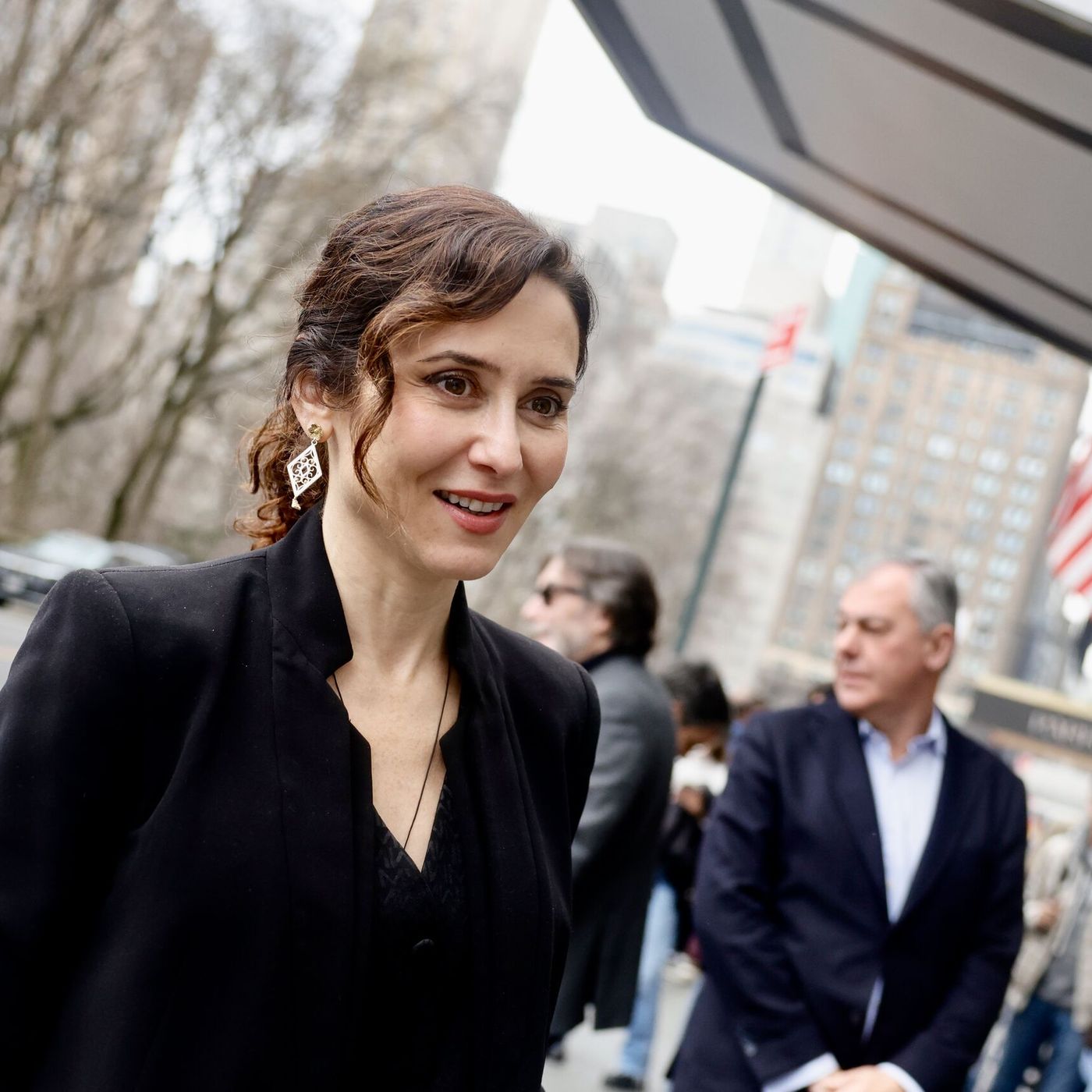 Madrid es Noticia: Ayuso viaja a Nueva York en plena guerra comercial con Trump