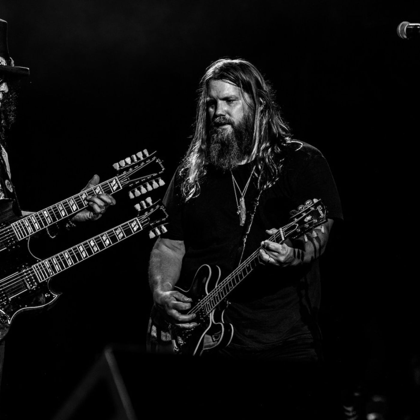 See Chris Stapleton Perform ‘Patience’ With Guns N’ Roses Members in Toronto episode artwork