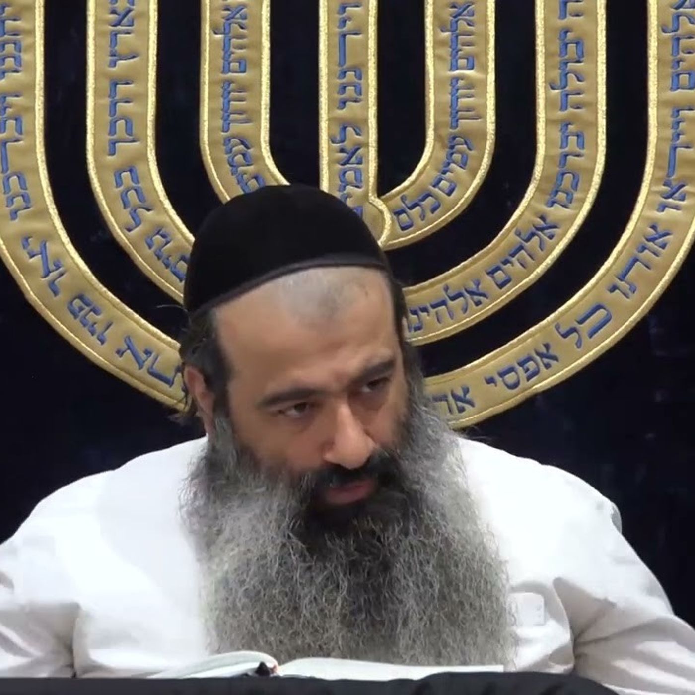 התלמיד הוא לבוש לרב 21