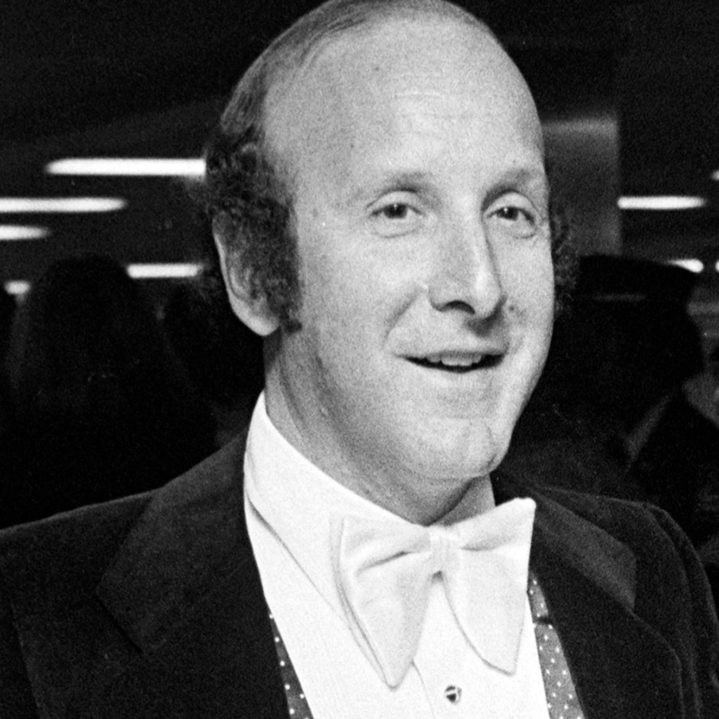 Arista’s Clive Davis: From Out of the Muddle ... episode artwork