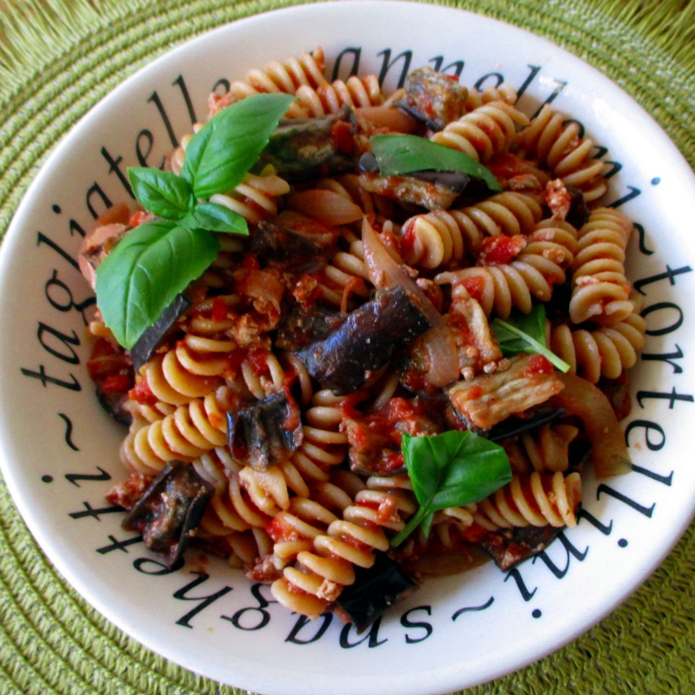 Pasta con melanzane e tofu affumicato episode artwork