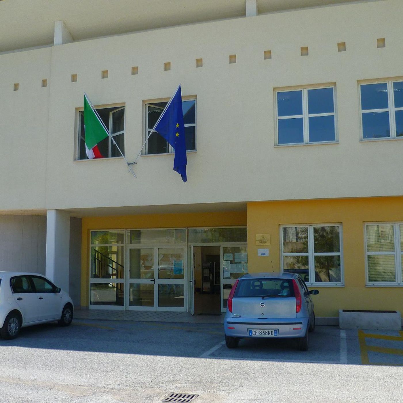 Presentiamo la nostra scuola Marta Russo