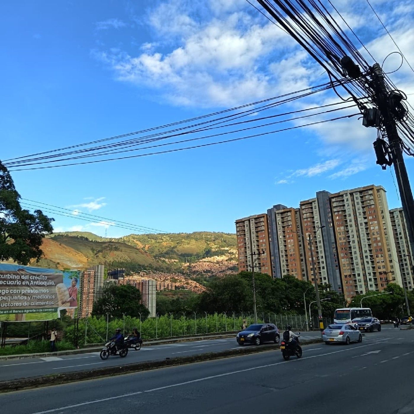 Estás escuchando a Andrea