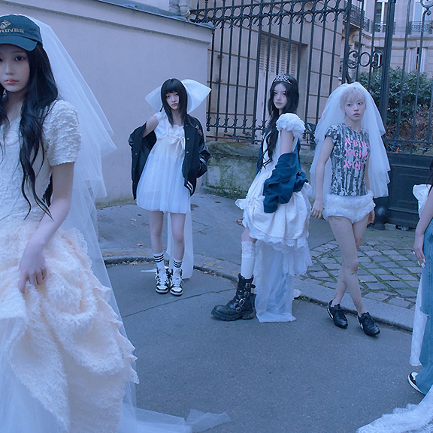 【インタビュー】ILLIT、4thミニアルバム『MAMIHLAPINATAPAI』完成「ドーパミン溢れるステージに期待してほしい」 episode artwork