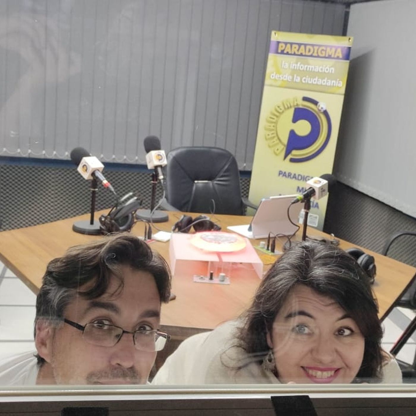 Ciencia Radiante 01x09. Coge tu casco espacial, que en Pascua despegamos hacia el Espacio.