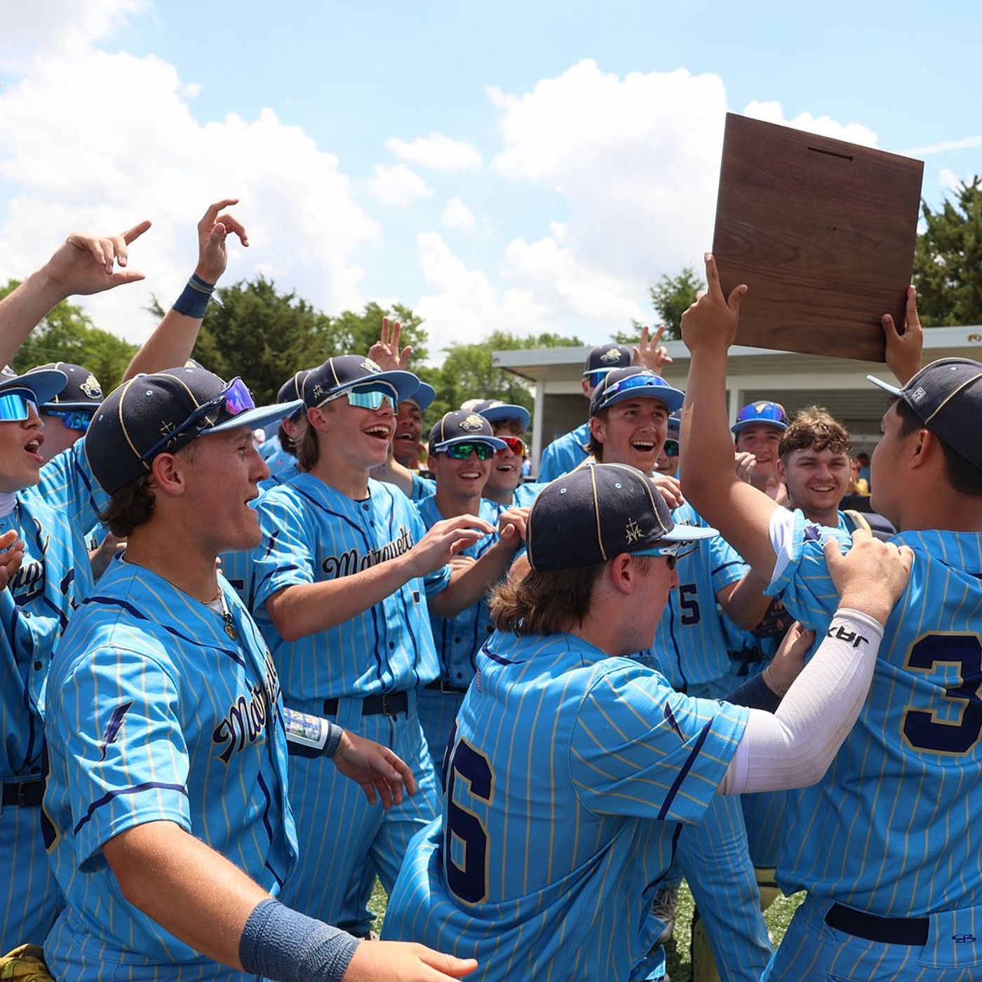 Marquette clinches 2A sectional title with 11-2 win over Wilmington episode artwork