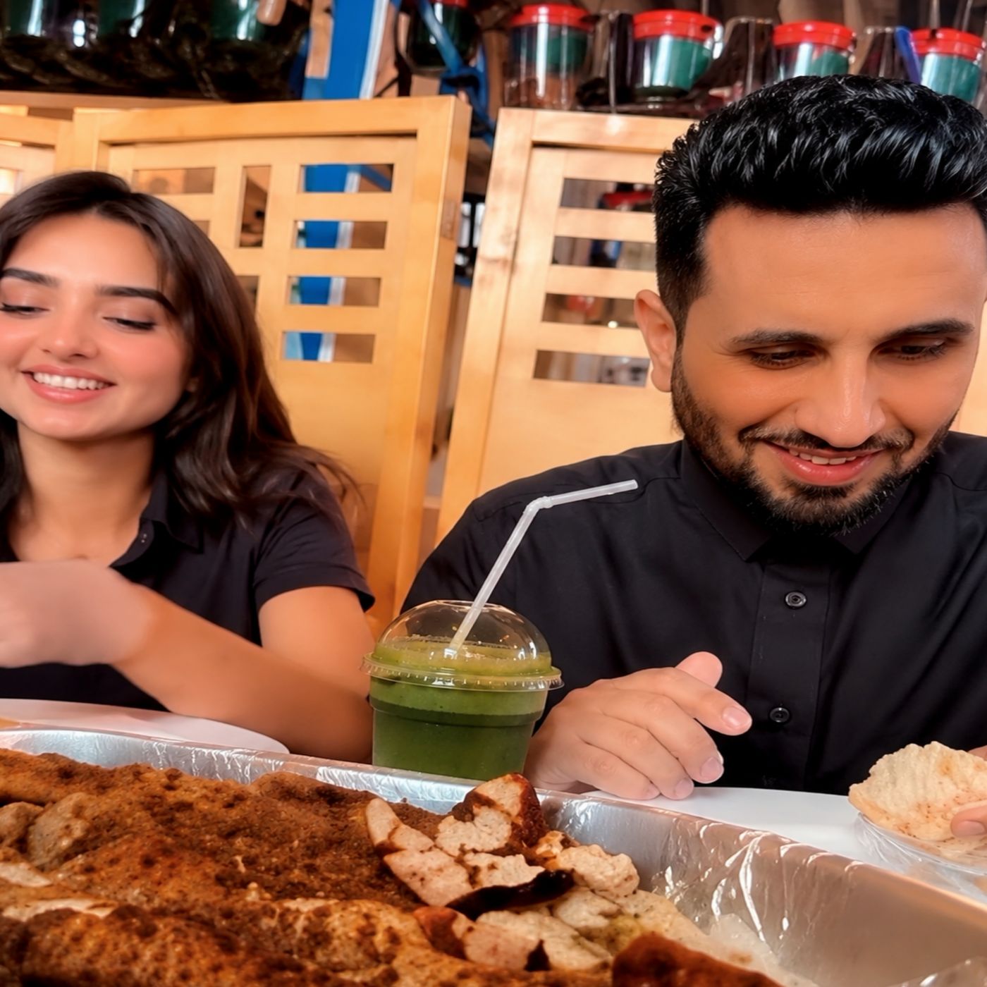 عنوان الحلقة بالعربية__❤️🐟 ميرو وعائلته في نزهة مميزة إلى مطعم الأسم episode artwork