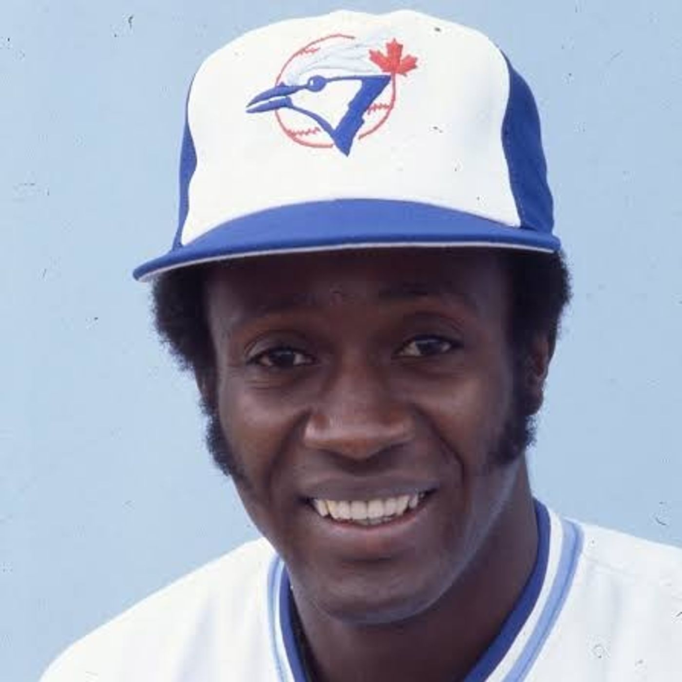 ¡Un día como hoy nació Alfredo Griffin, una verdadera leyenda de nuestra tierra! ⚾🇩🇴
