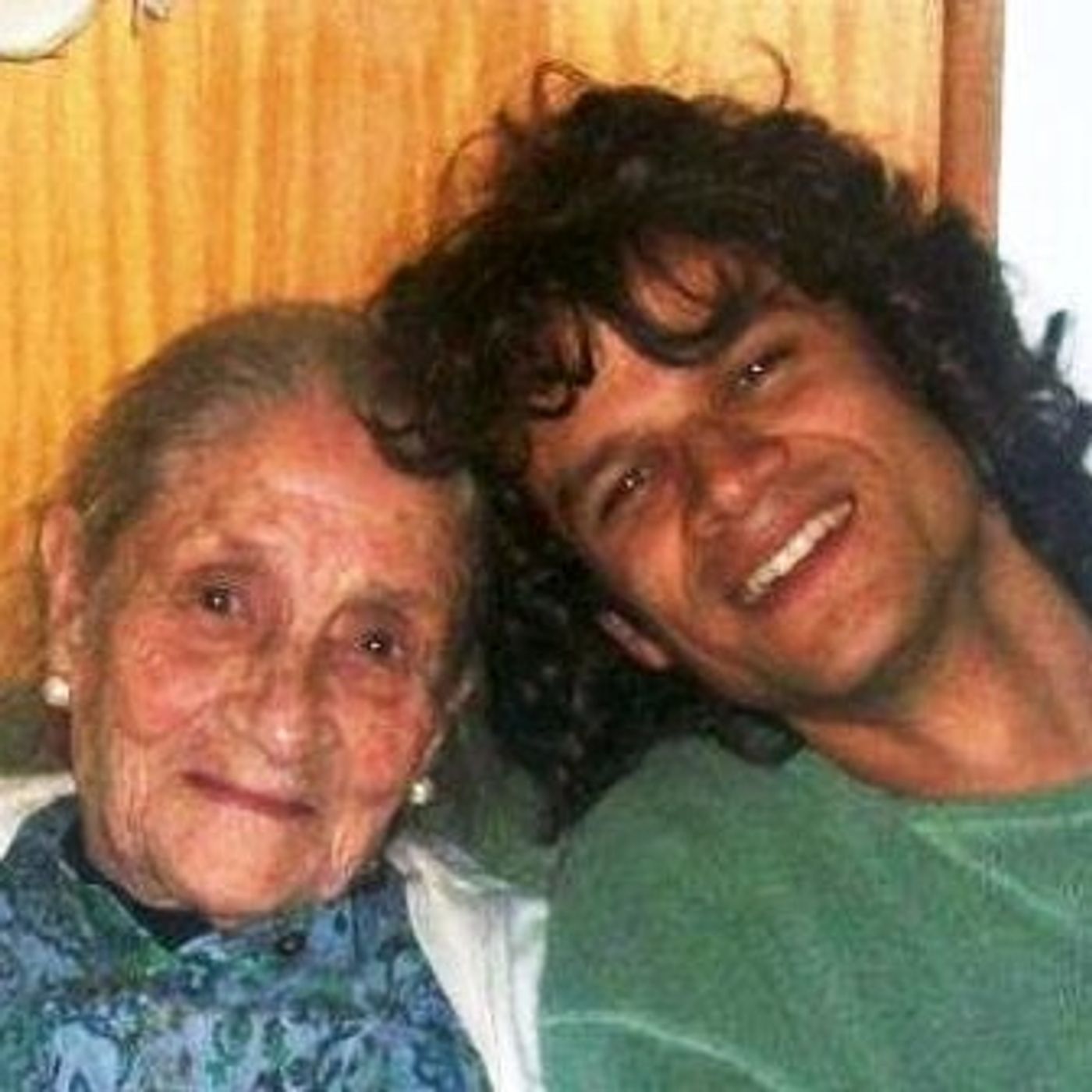«POEMÍOS»