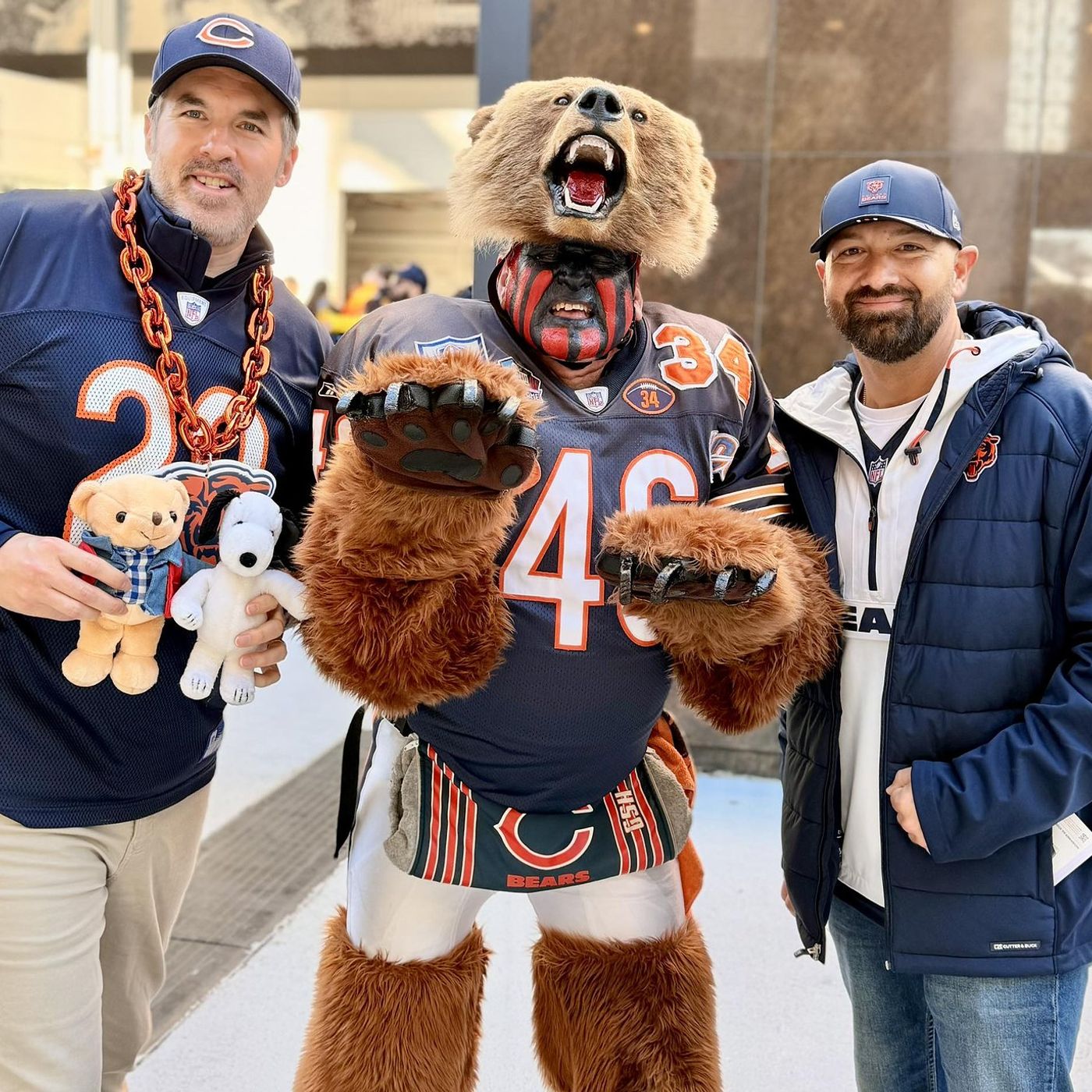 Plainfield man will be bearing down at Bears-Packers playoff game