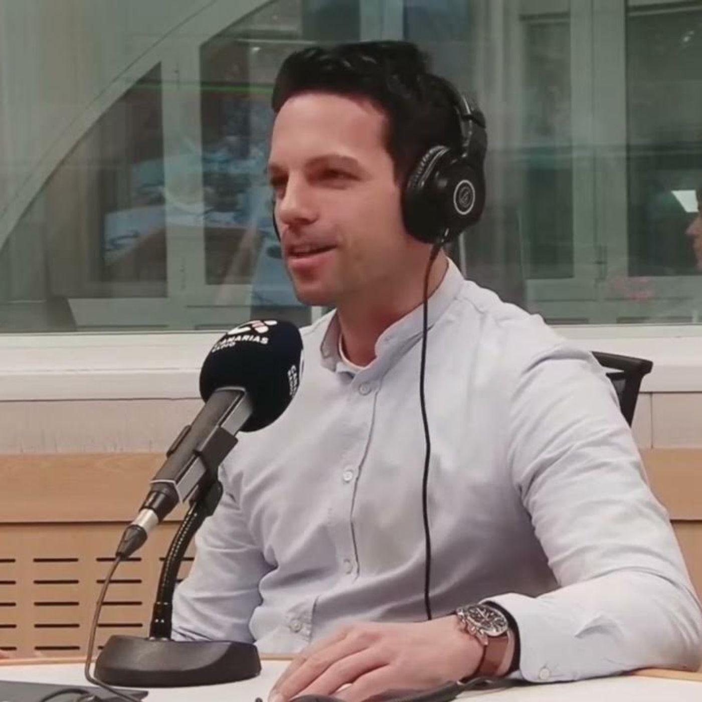 Un informe de la Universidad de las Hespérides señala la "fragilidad diseñada" como causante del apagón