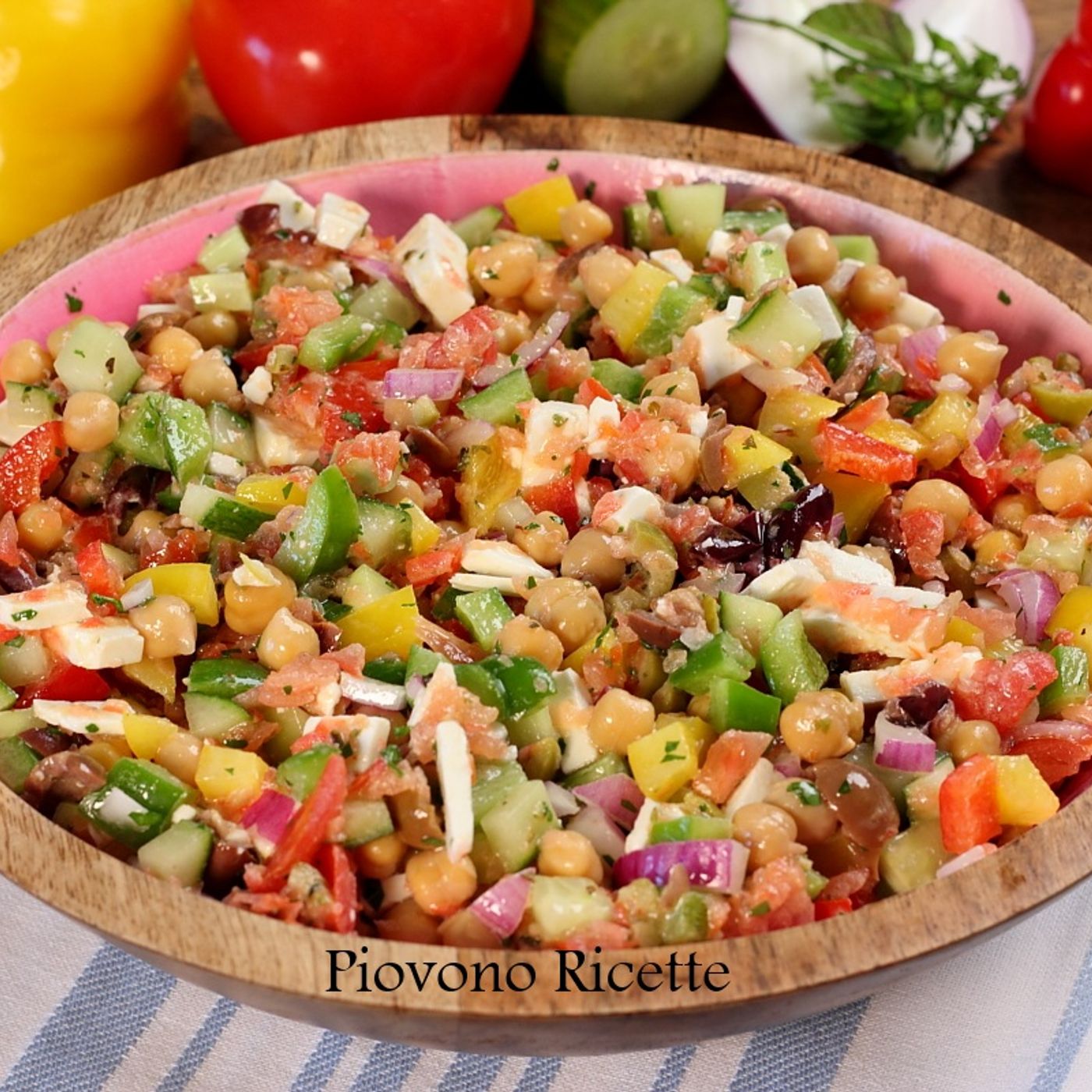 Insalata di ceci mediterranea con salsa all’acqua di pomodoro episode artwork