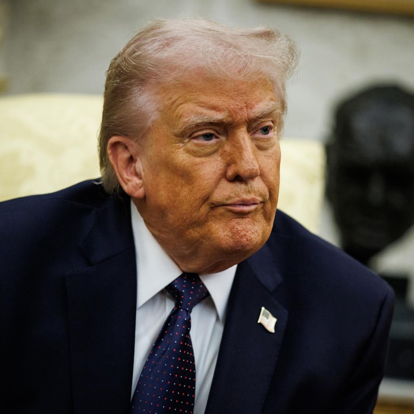 Tertulia: Las amenazas de Trump y las negociaciones de Vox en los gobiernos autonómicos episode artwork