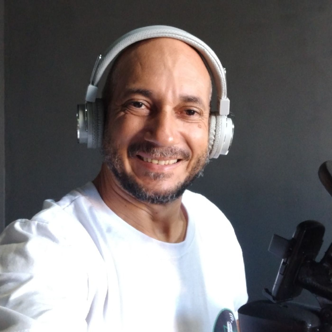 Rádio Restauração - FM -pix celular 61-999336228 nós ajude a manter no ar somos missionários da última hora episode artwork