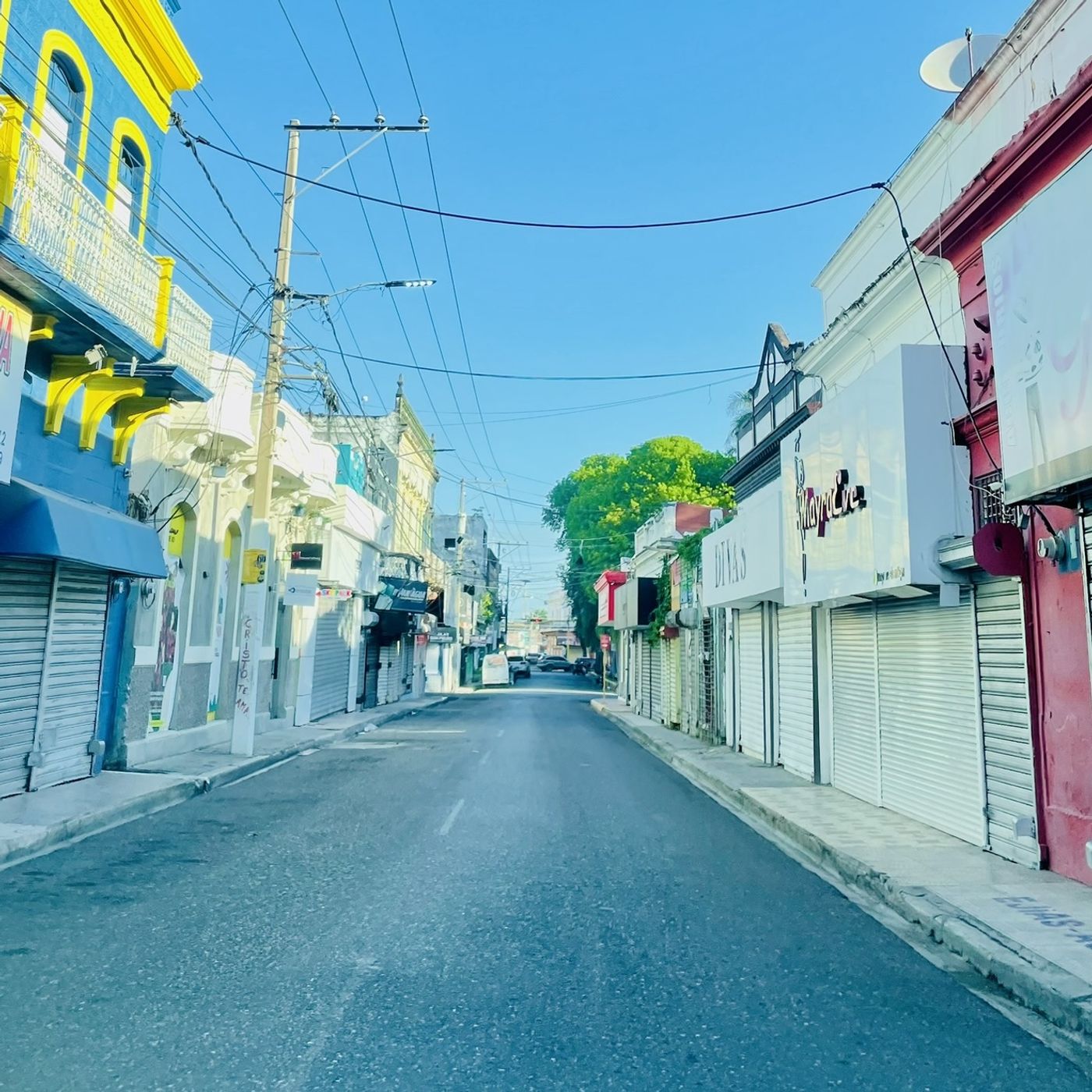 ¿Cuál es el nombre de esta calle en San Pedro de Macorís?