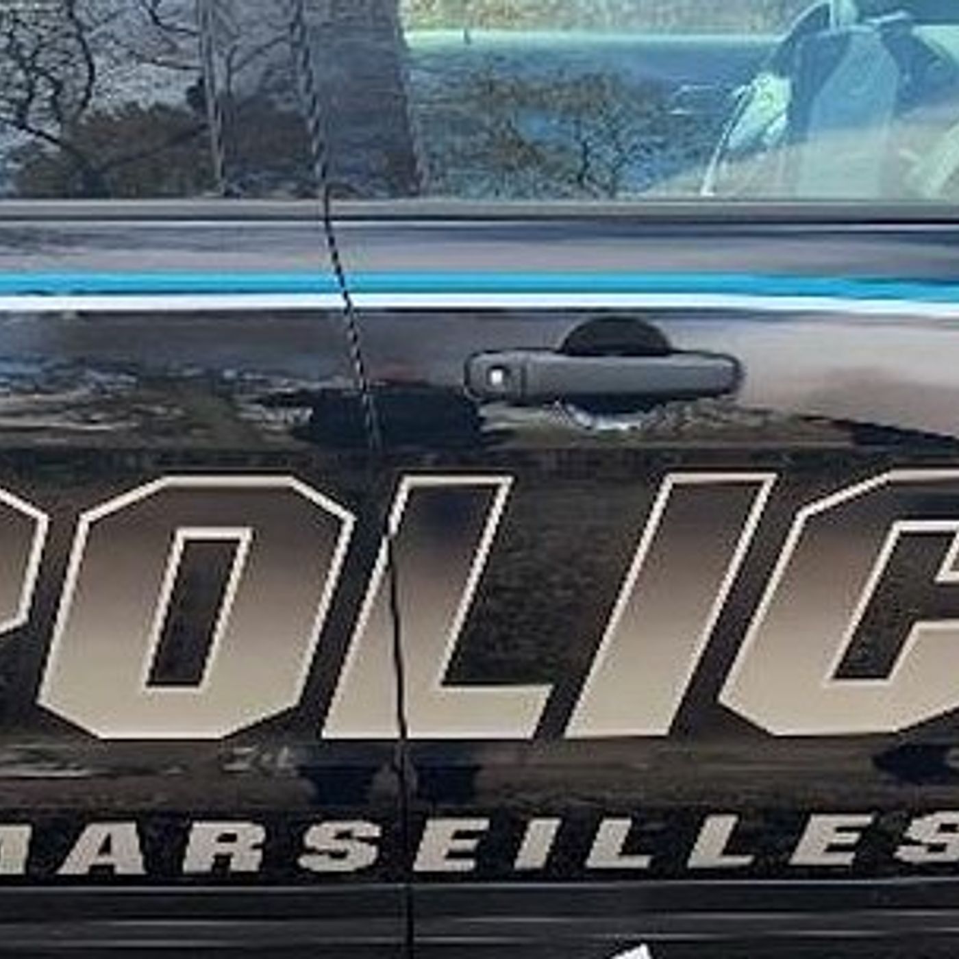 Marseilles shifts title within police department episode artwork