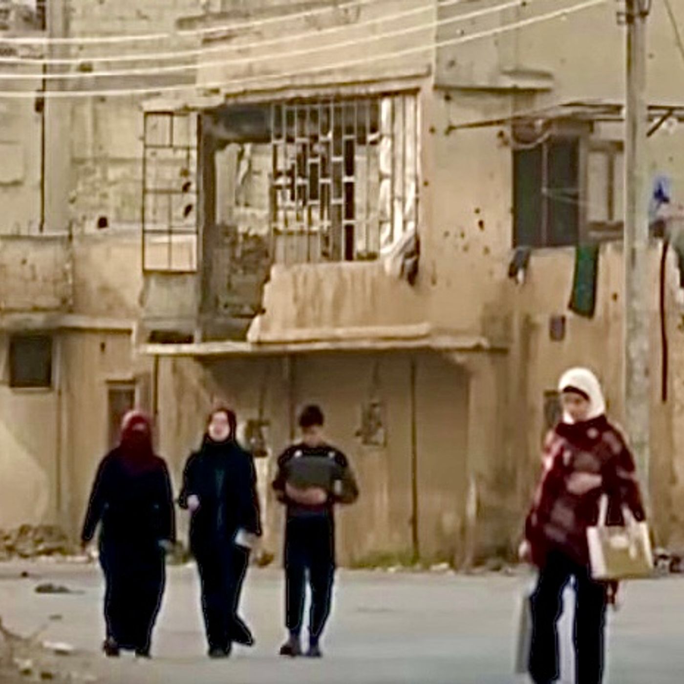 La Siria due mesi dopo la caduta di Assad: speranze e timori episode artwork