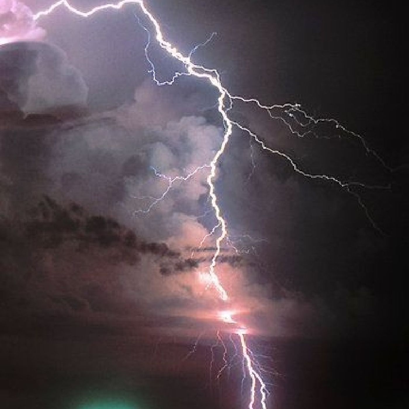 Hollywood Vampire #lightining Bolt episode artwork