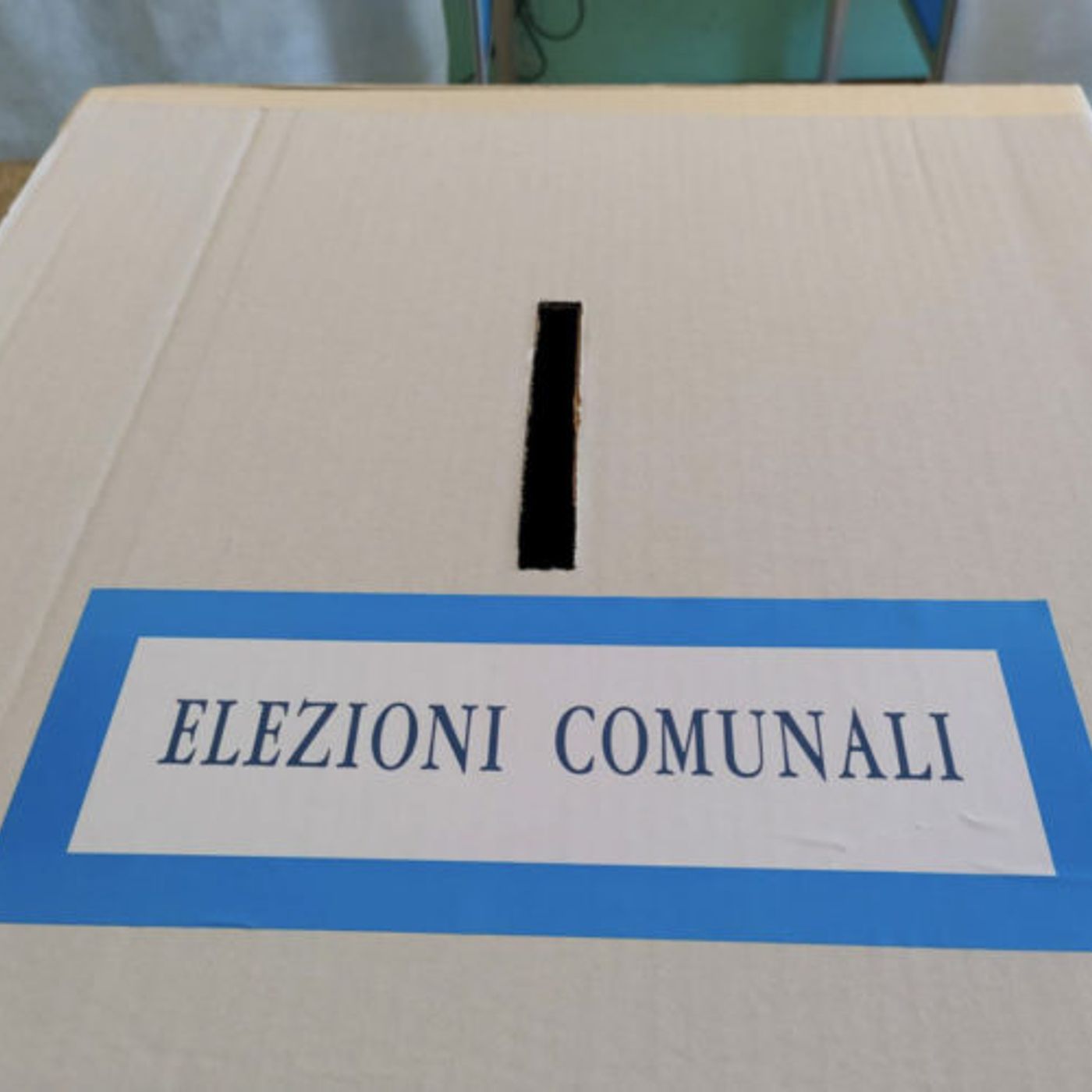 Urne aperte in dieci Comuni vicentini per le amministrative. Si vota fino alle 15 di domani episode artwork
