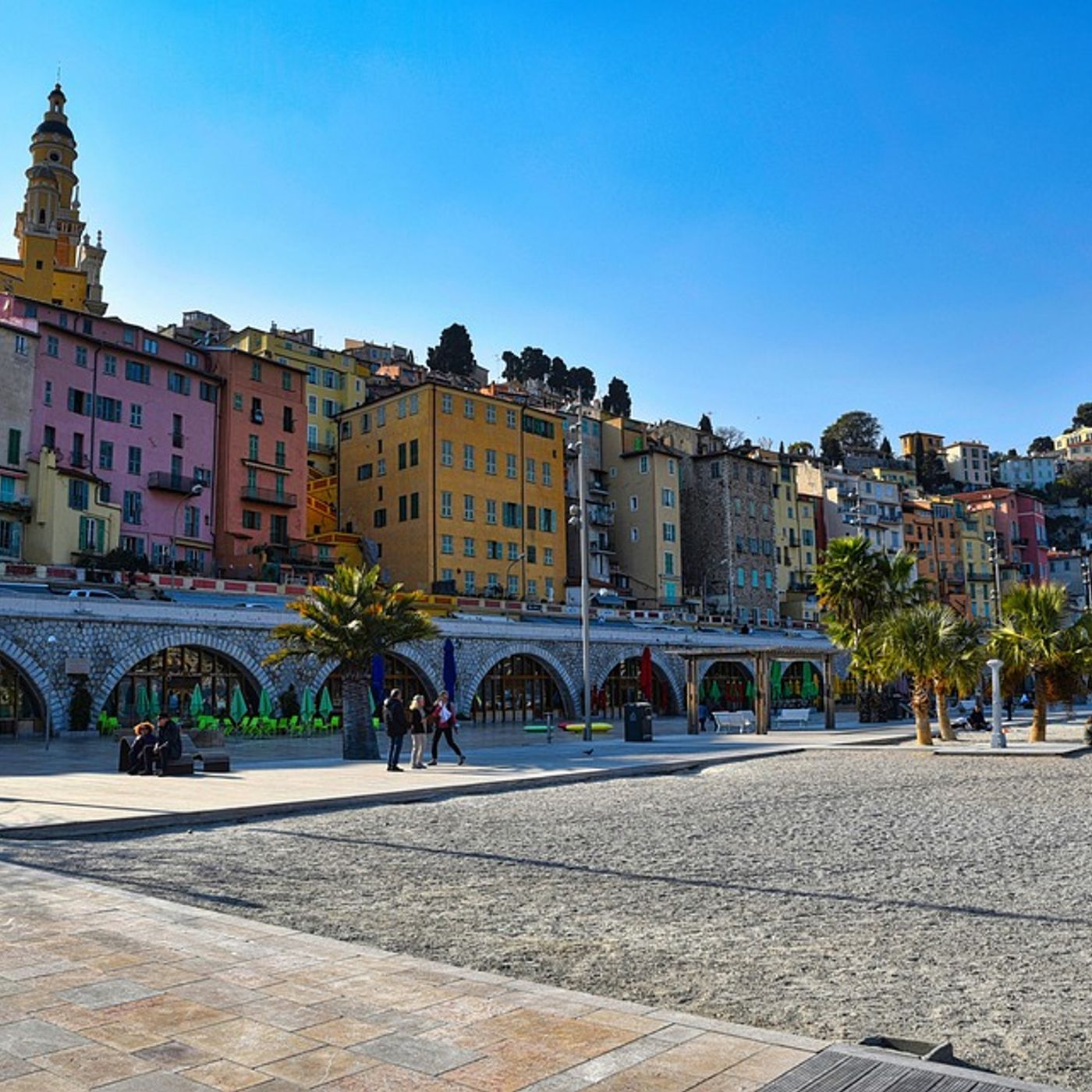 Nizza24 giovedì 2 ottobre: Météo Giovedì - Scioperi Alpi Marittime - Estrosi vuole Esercito in Aeroporto - Chiusura Spiagge Private Menton