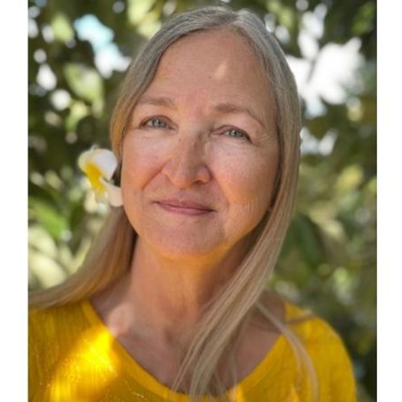 Dealing with Grief in a Positive Way with Guest Emily Threatt episode artwork