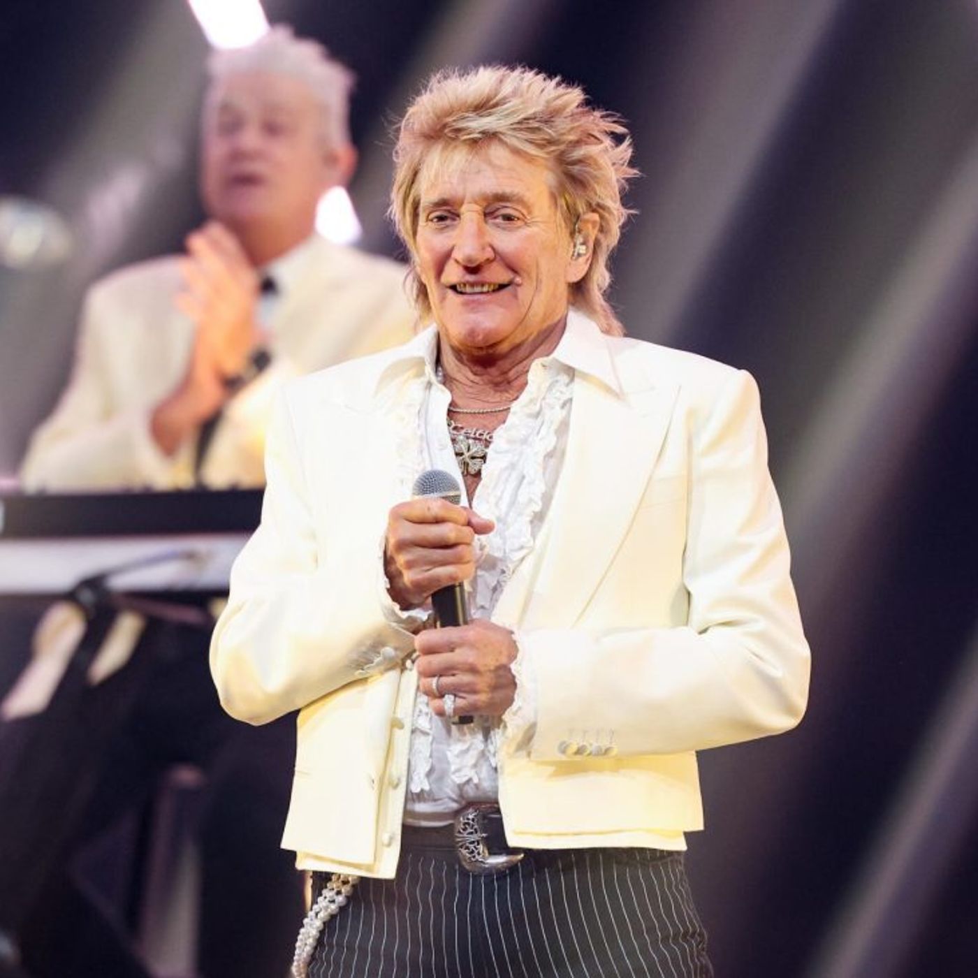 Rod Stewart Cancels North American Farewell Tour After Heart Procedure: ‘Deeply Disappointed to Miss These Shows’ episode artwork