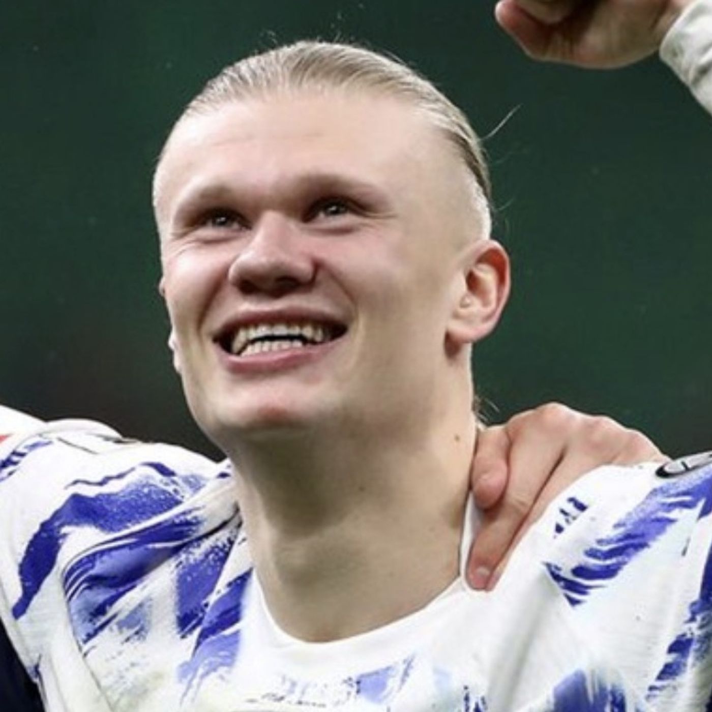 S77E41: If You Find A Good Striker A Lot Of Managers Would Probably Keep Their Jobs Who Otherwise Don’t - Trevor Gear