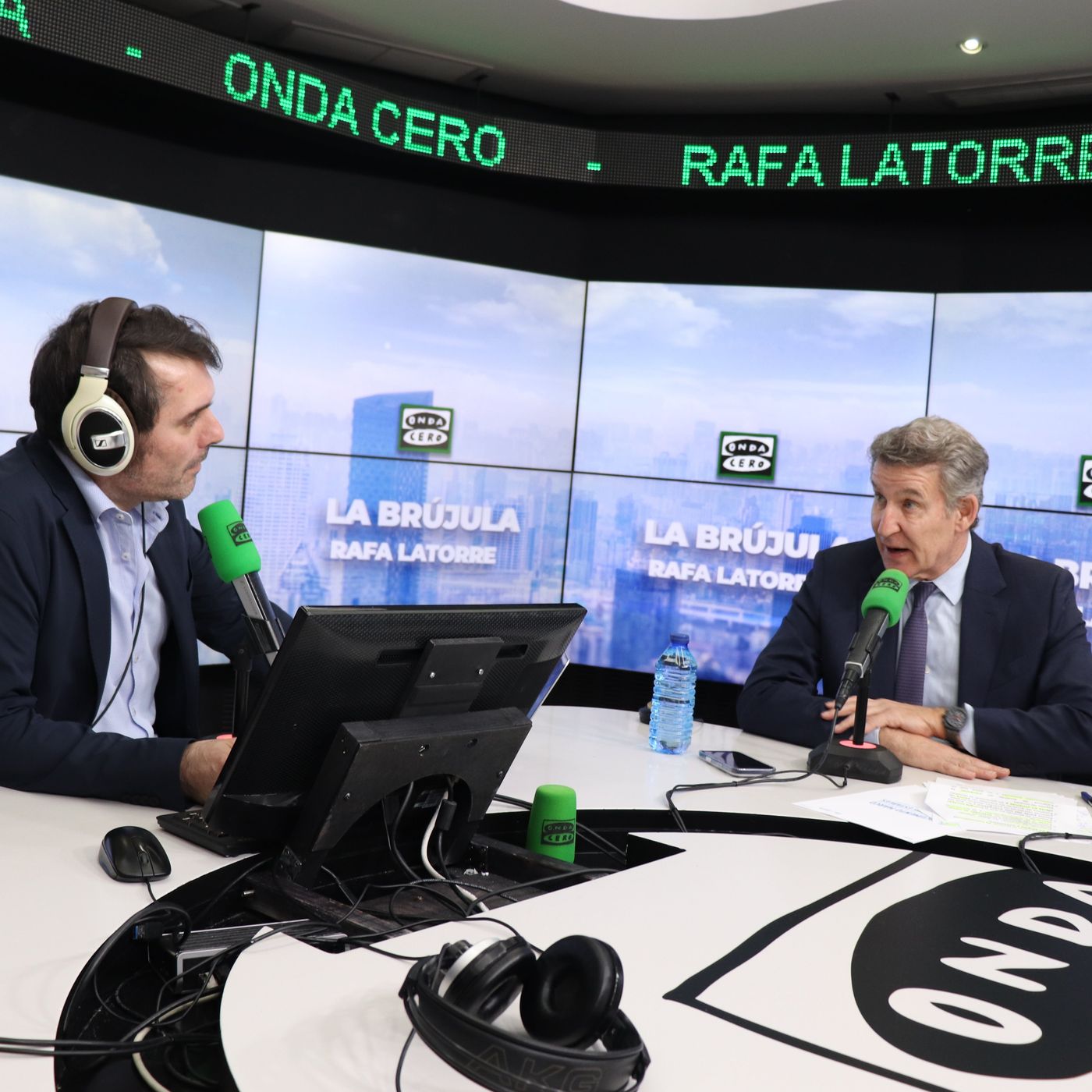 Rafa Latorre entrevista a Alberto Núñez Feijóo en La brújula 23/02/2026 episode artwork