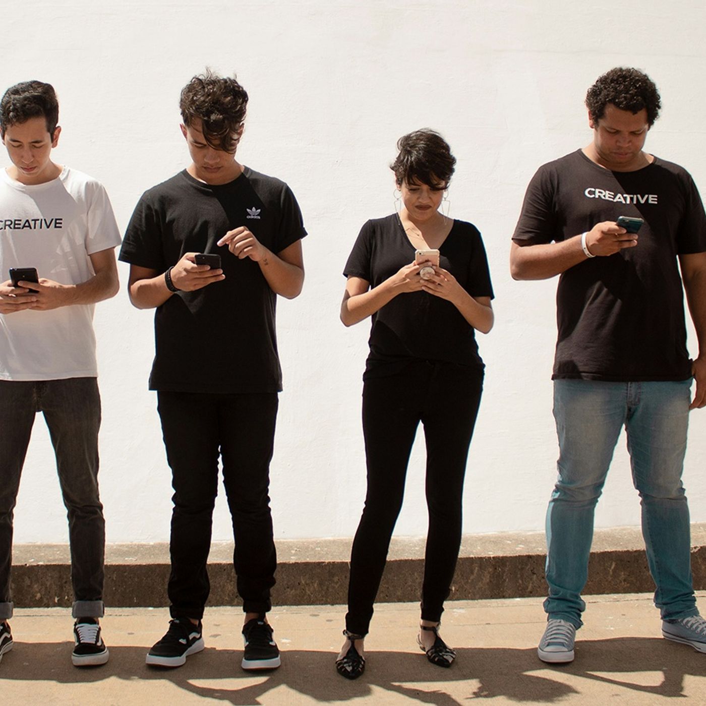 Rapporto giovani-social, la prof. Priulla: «Trovano più appagante la vita virtuale» Rapporto giovani-social, la prof. Priulla: «Trovano più appagante la vita virtuale»