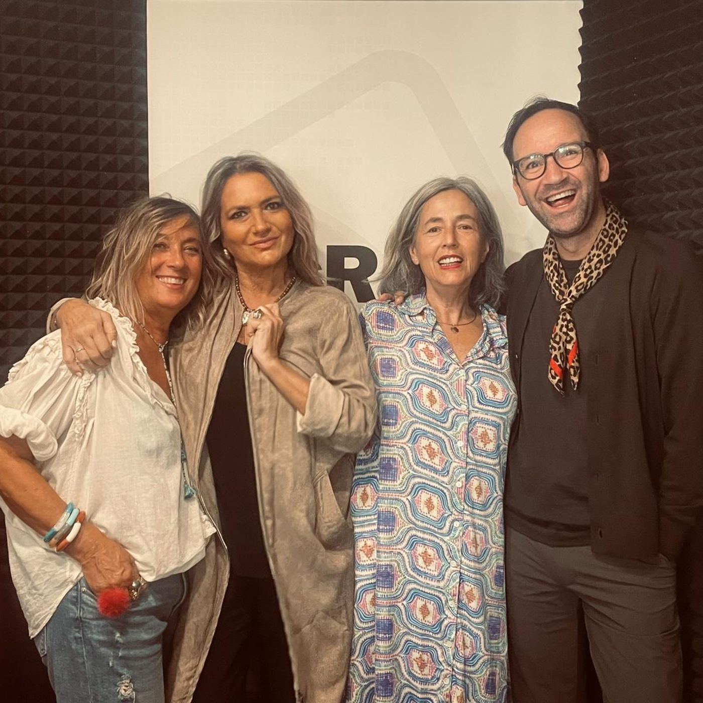 Tertulia de corazón con María Menéndez "Tarabela", Rosa Portela y Borja Portals episode artwork