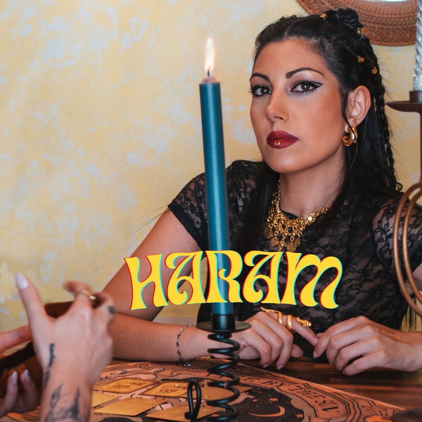 Neidia presenta “Haram”: pop, trap e identità per trasformare il “proibito” in libertà Neidia presenta “Haram”: pop, trap e identità per trasformare il “proibito” in libertà
